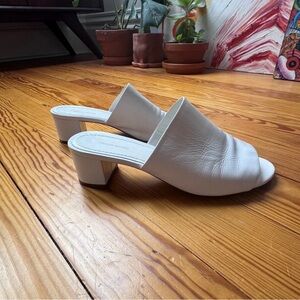 Mansur Gavriel White Open-Toe Leather Low Block Heel Mules
